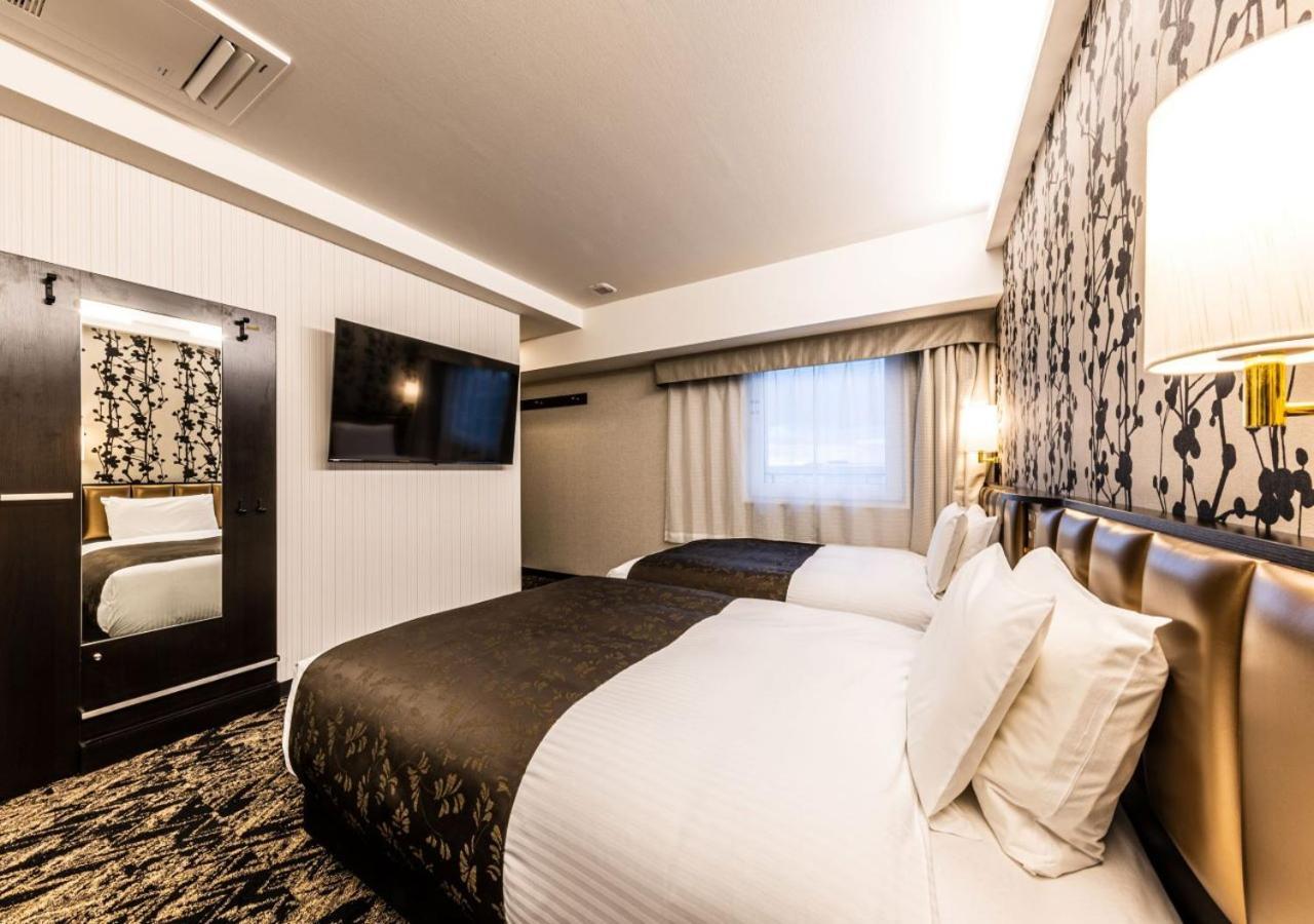 Apa Hotel & Resort Osaka Umeda Eki Tower Екстер'єр фото