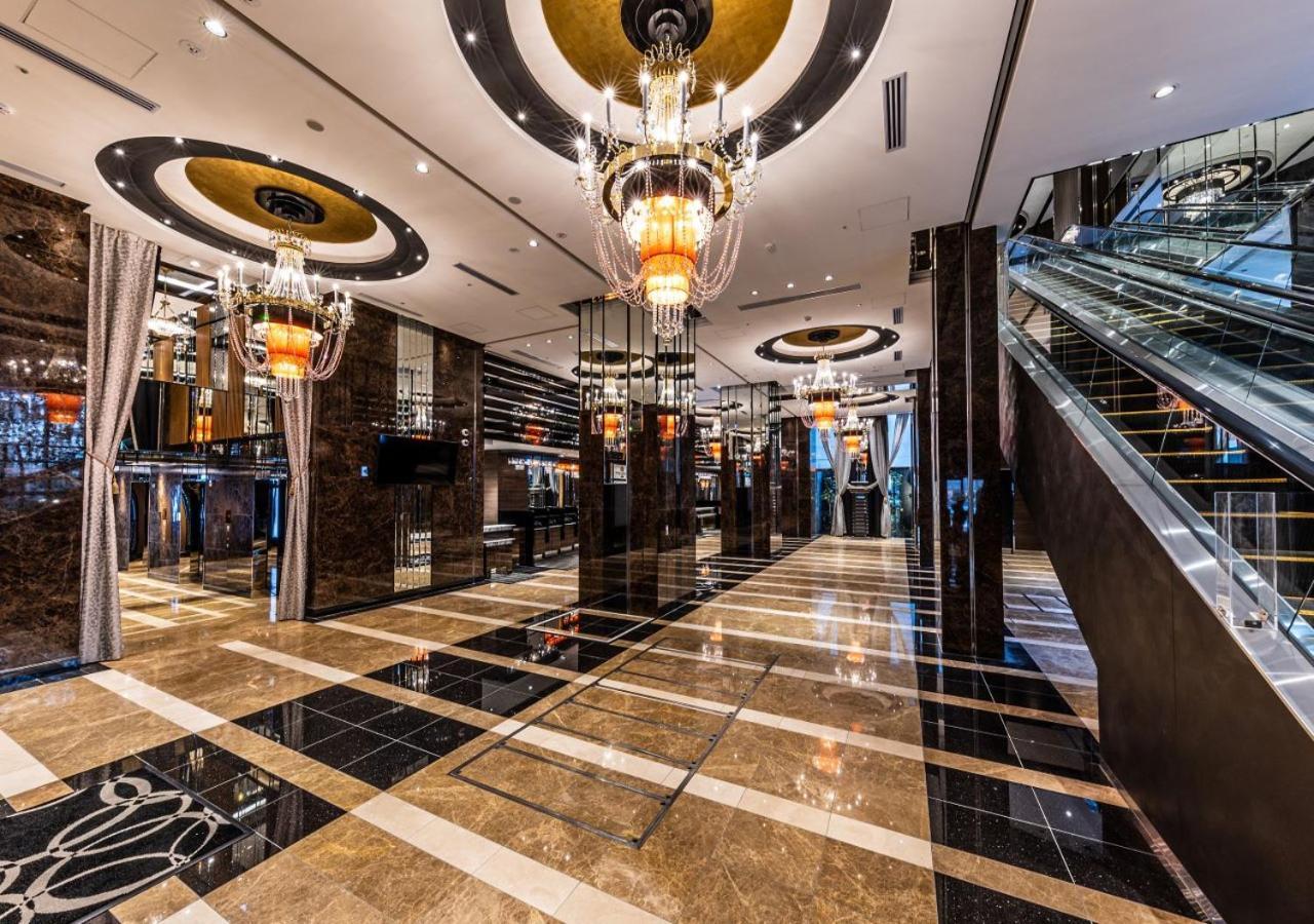 Apa Hotel & Resort Osaka Umeda Eki Tower Екстер'єр фото